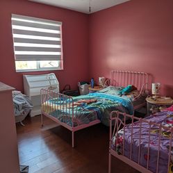 Pink bed twin-extendable!
