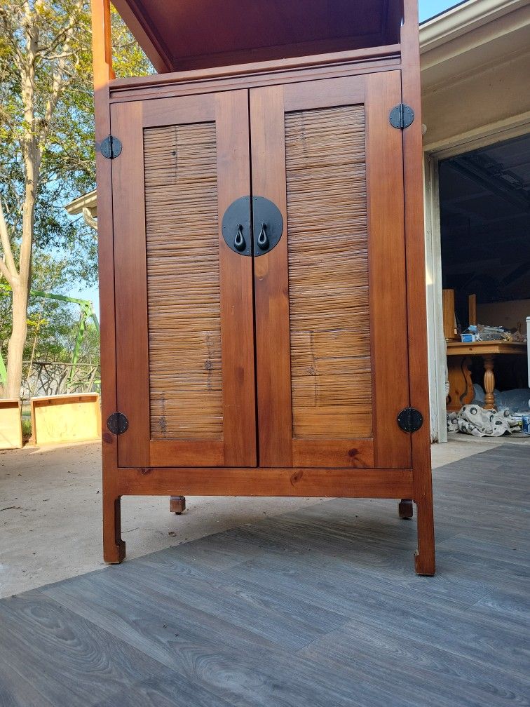 BAMBOO CABINET: ALMOST PERFECT!! ❤️❤️❤️