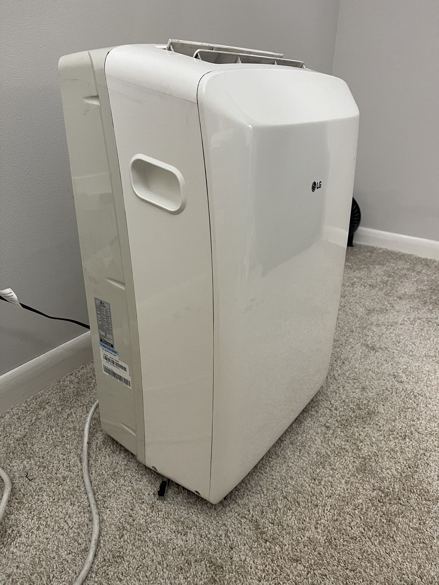 LG 8000BTU Portable AC