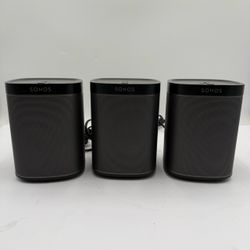 3 Sonos Play:1 WiFi Speakers