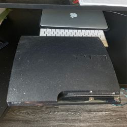Used PS3 console + 2 controllers