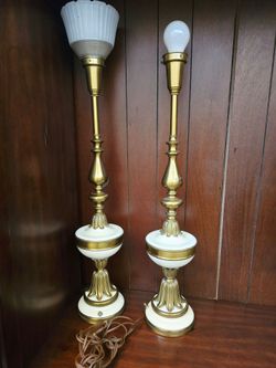 2 vintage table lamps
