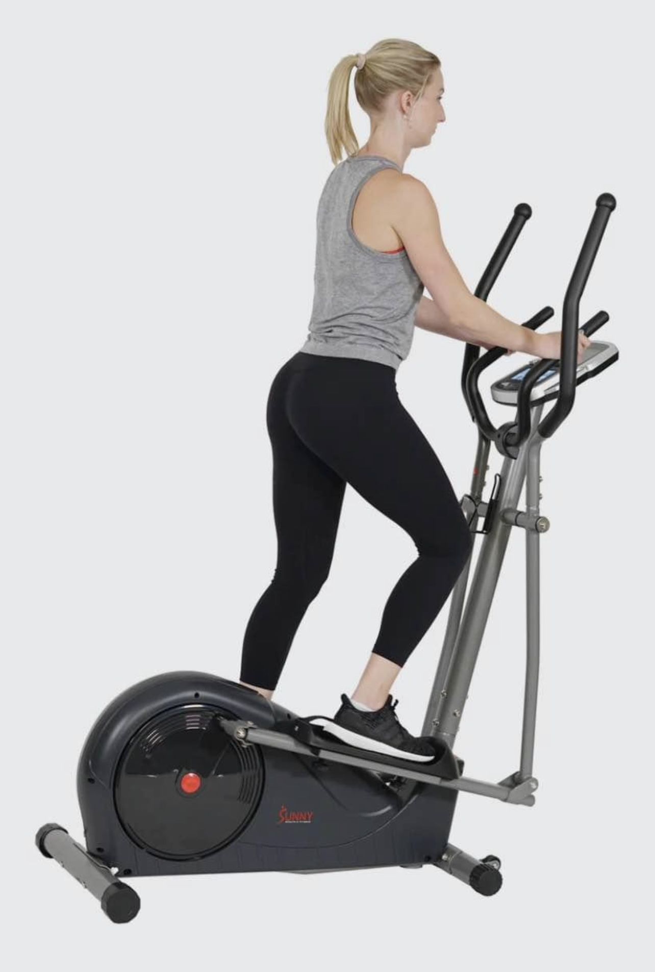 elliptical exercising machine