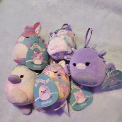 Squishmellow Ornamints 5 Total: 2- 6" 3- 4".