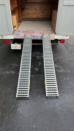 Loading ramps