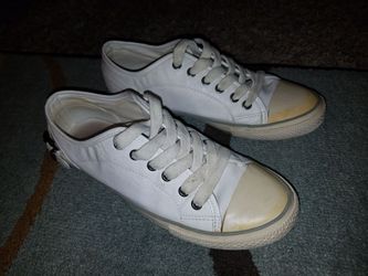 Womans Aldo sneakers