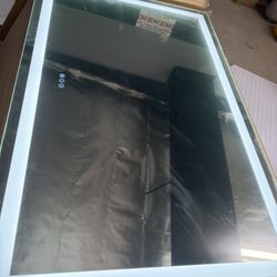 Led Mirror 60x36 