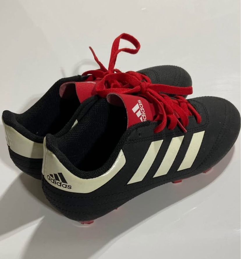 Little kids size 1 Adidas soccer cleats
