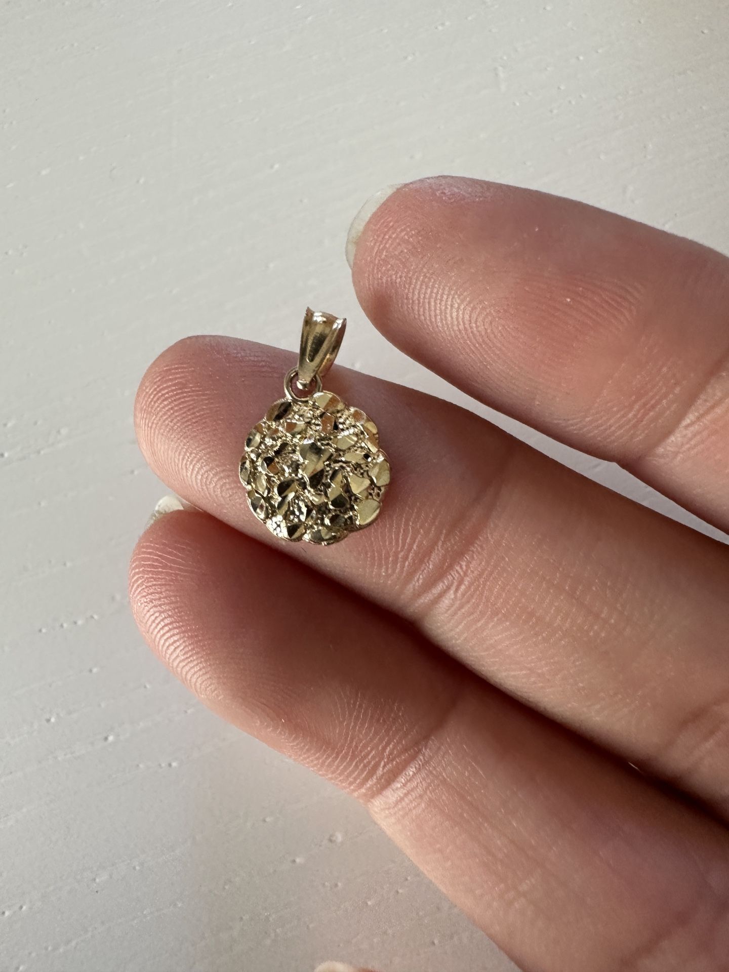 10kt Yellow Gold Nugget Pendant