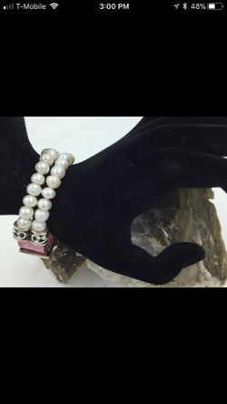 Stretchable & Watch Band Pearl Bracelet 9.5”