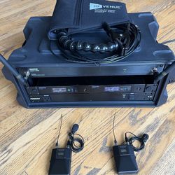 Shure QLXD wireless bodypack / lav mic system + antenna splitter + RF Venue DFin  + power conditioner in Gator 4U rack case