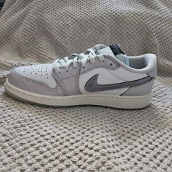 Nike Air Jordan 1 Retro Low OG "Year of the Snake" 