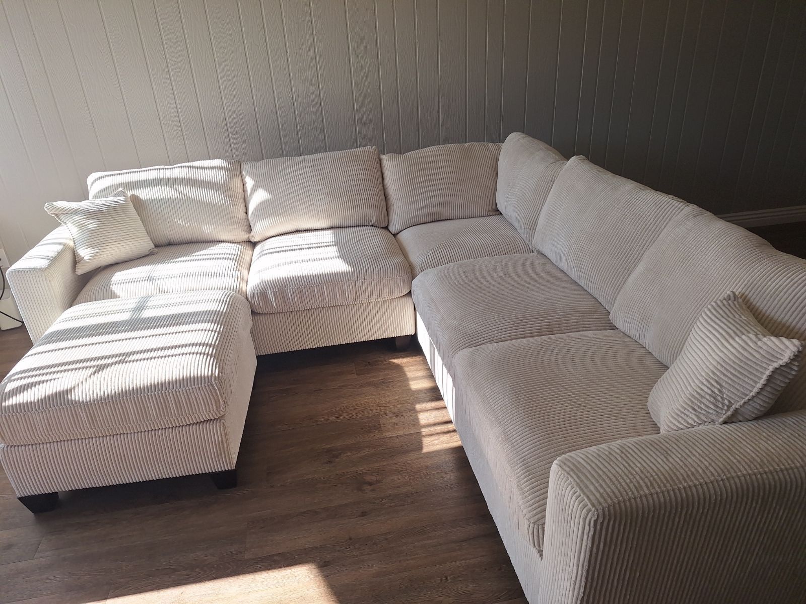 New 99x99 Off White Corduroy Sectional Couch / Free Delivery 