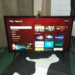 TCL ROKU TV 43" INCH CLASS FHD (1080P) SMART ROKU LED TV MODEL: 43S303TBAA REMOTE CONTROL INCLUDES 