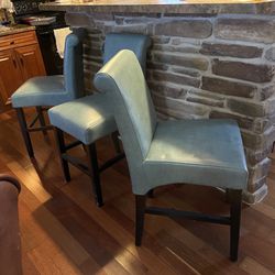 Set of 3 Bar Chairs 39”