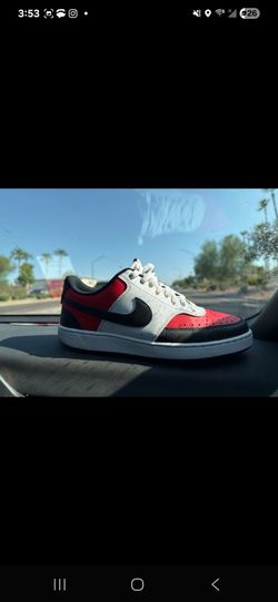 Nike low vision court sneakers size 9.5