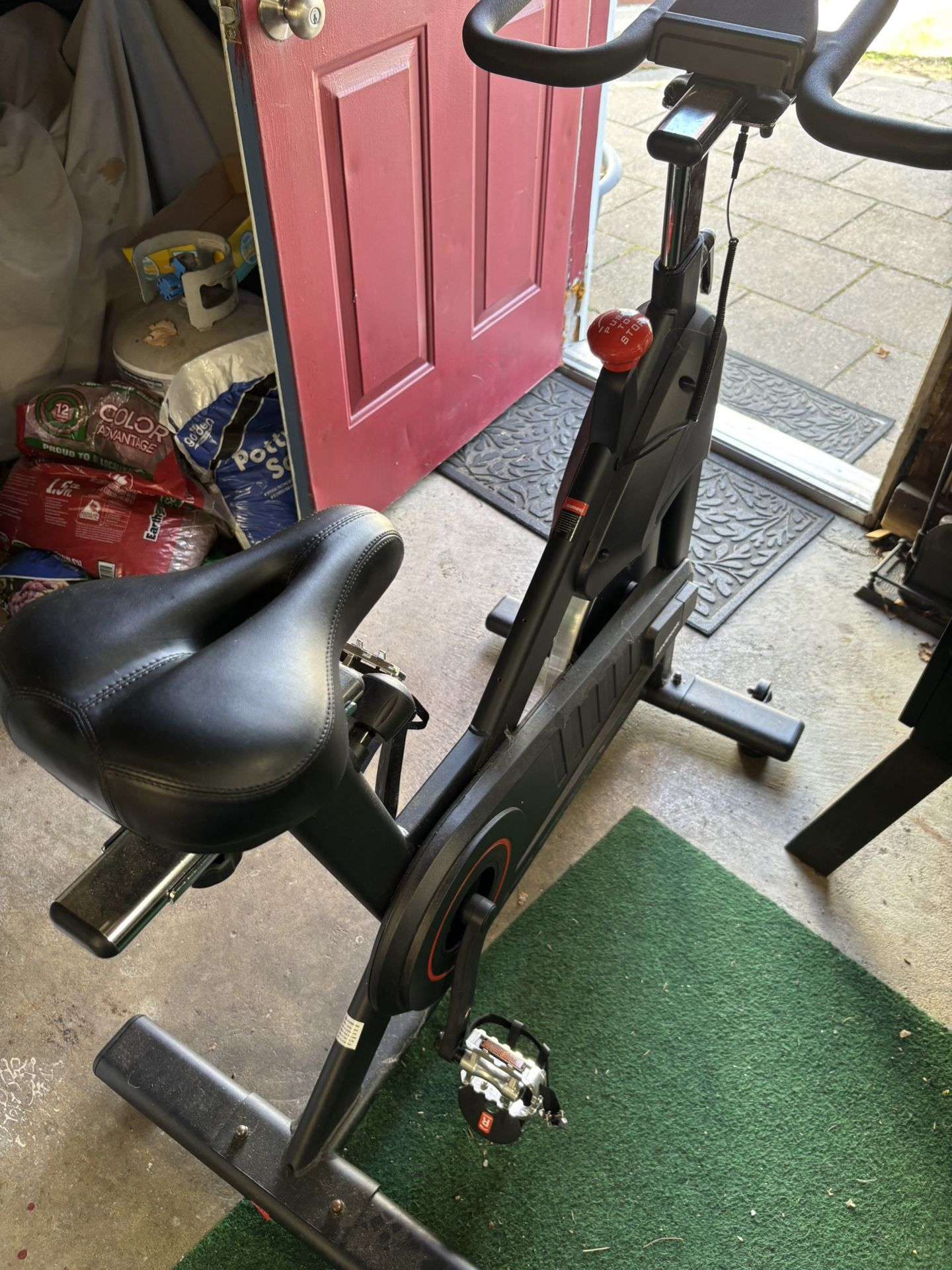 ADVENOR exercise bike like NEW only used twice