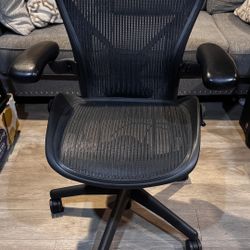 Herman Miller Aeron Chair
