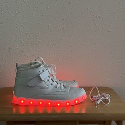 Women's White Lighted High Top Shoe, 7-7 1/2