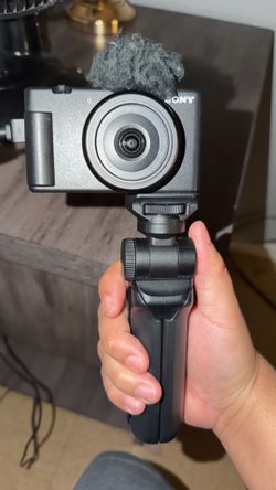 Sony ZV-1F