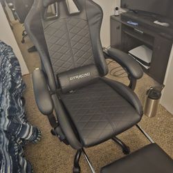 Game Chair With Bluetooth Speaker