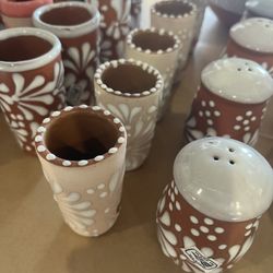 Tazas Para El Cafe De Olla Y Vasitos Para Los Shots