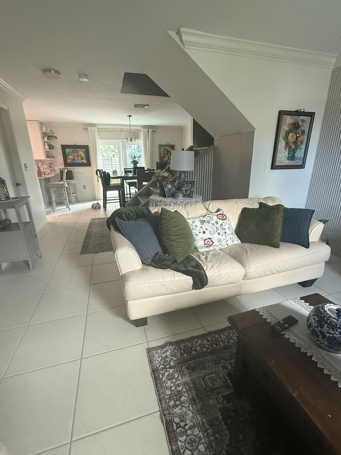 Sofa Y Comedor