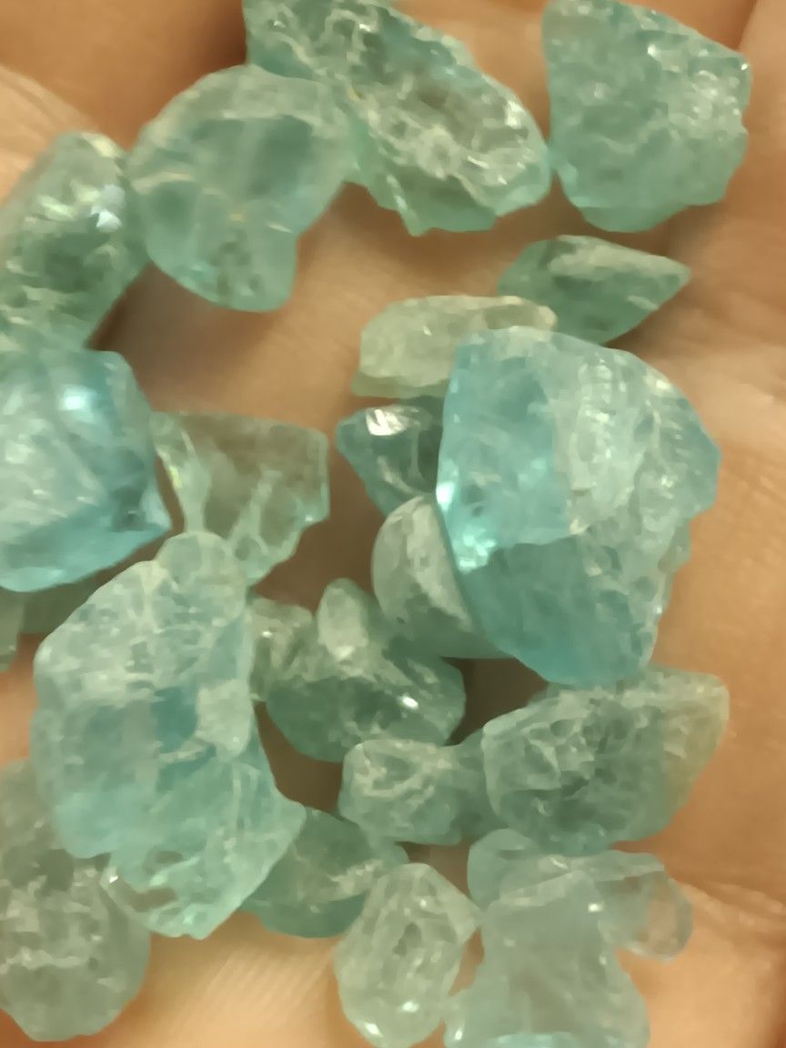 58 Carat Lot Apatite Rough Uncut Stones Nice Color Grade