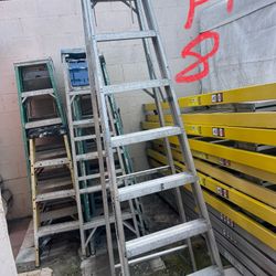 Escaleras, de ocho pies de aluminio, nuevas Heavy, Duty 300 libras 