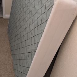 Queen Mattress Box Spring 