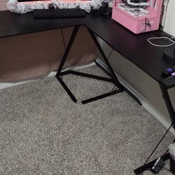 Black L-Shaped Gaming Desk, Chair, Keyboard,and Wireless Mouse (Read Description)