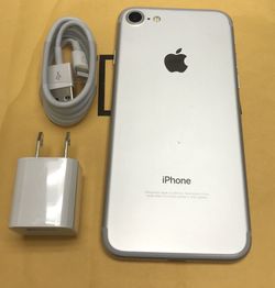 iPhone 7 128GB Factory Unlocked