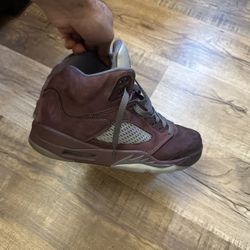 Burgundy Jordan 5s 