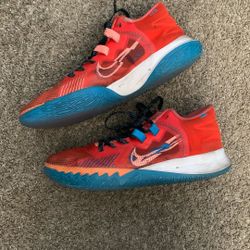 Size 10 Nike Kyrie Flytrap V basketball shoes
