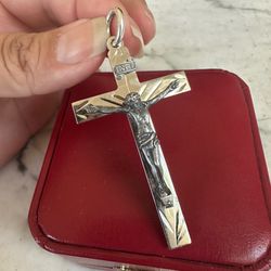 Large Vintage sterling silver Crucifix cross necklace , marked Sterling , large bale , 2.5 x 1.5 in , diamond cuts , gorgeous!!