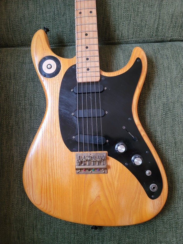 Ibanez Blazer BL300 NT Guitar