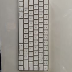 Apple Magic Keyboard