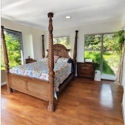 Queen Size Bedroom Set ( Deliver Available) 