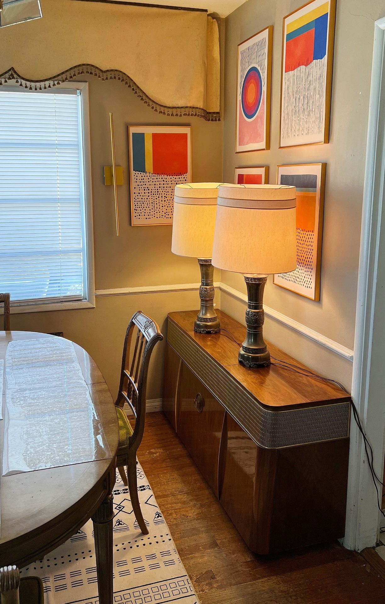 Vintage Mid Century Pair Of Table Lamps