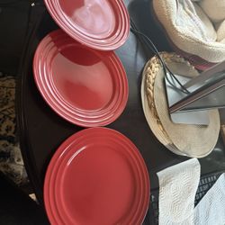 3 Red Rachel Ray ceramic dinner plates. Dishwasher and microwave safe