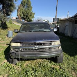 2000 Chevy Silverado 1500 Part Out