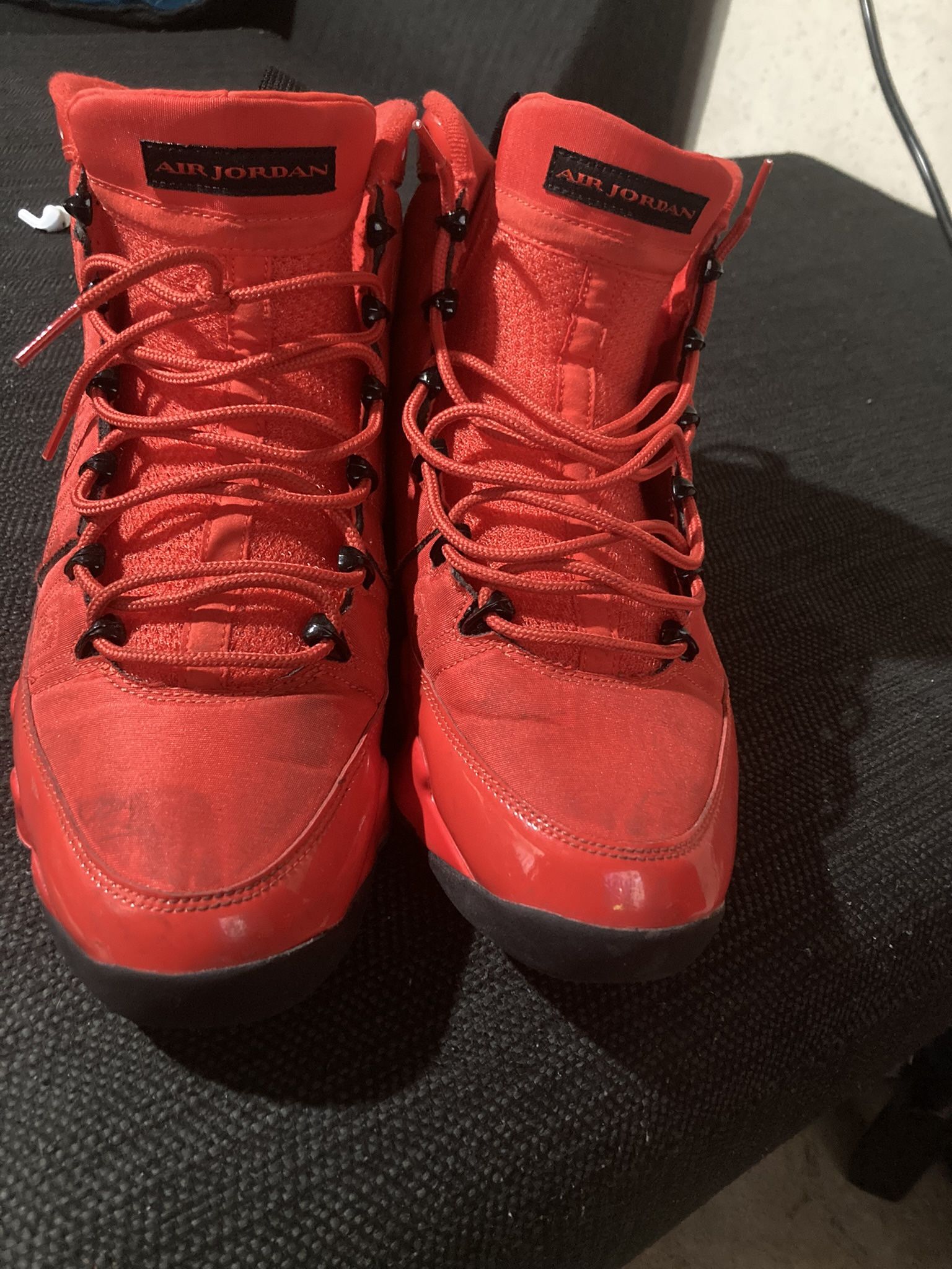 Jordan 9 - Chile Red