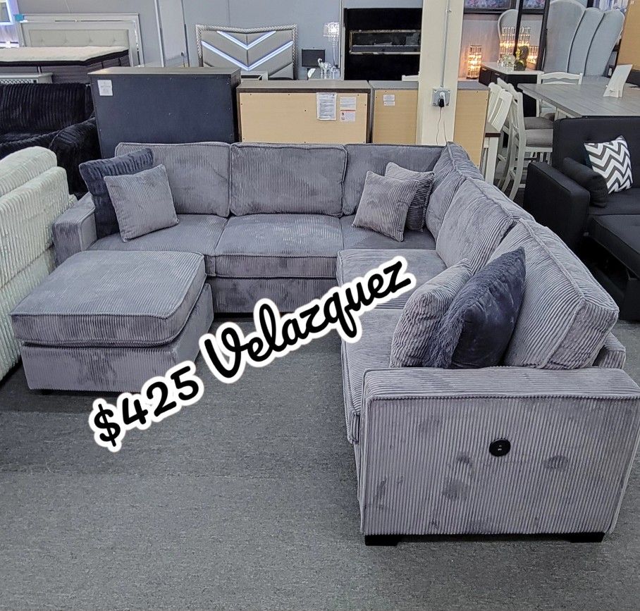 ✅️✅️4 pc dark grey corduroy fabric upholstered sectional sofa with USB plugs and ottoman✅️