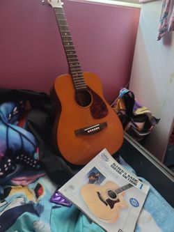 Yamaha FG- junior guitar 🎸