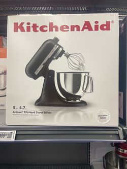 KitchenAid® Artisan® Series 5 Quart Tilt-Head Stand Mixer, Black Matte, KSM150PS