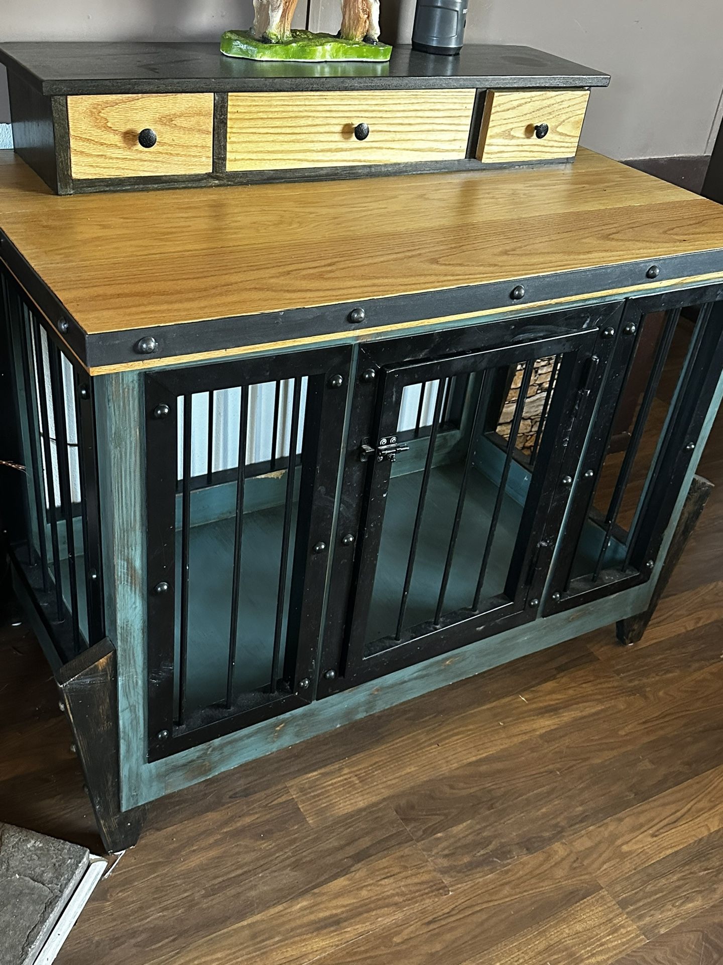 Dog Kennel 