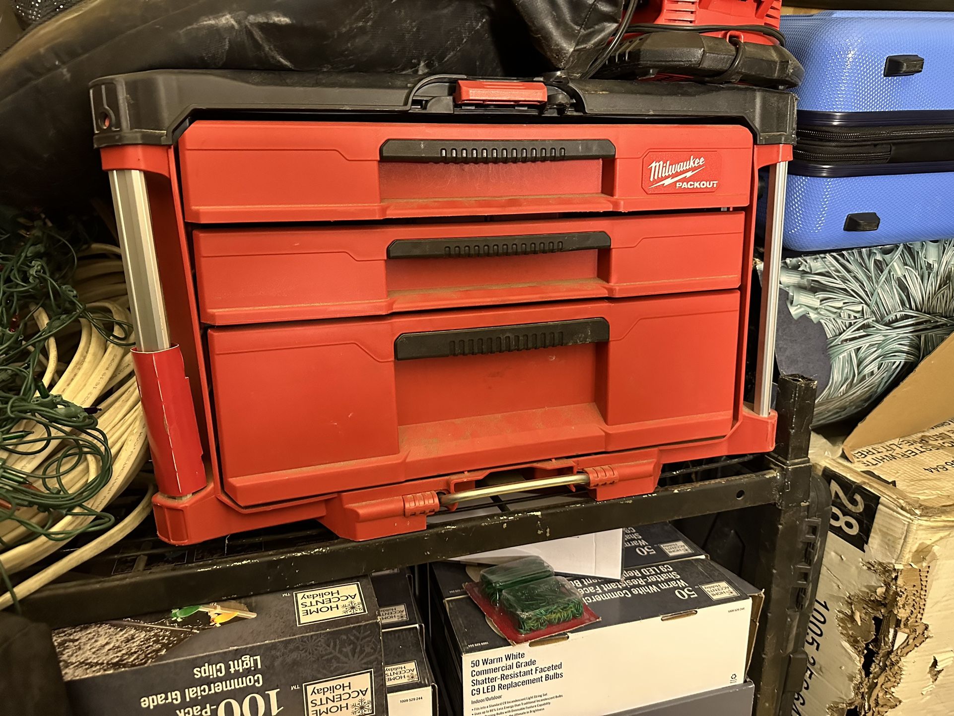Milwaukee Drawer