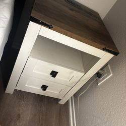 Dresses & Nightstand Set 