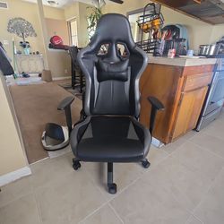 Gaming chair