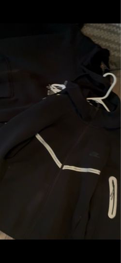 Nike tech size m